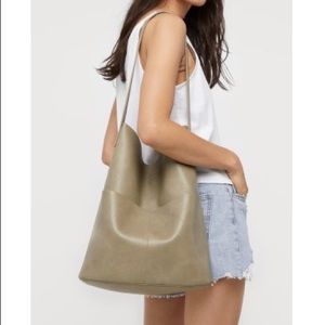OAK + FORT olive green / beige tote bag